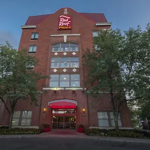 Red Roof Plus+ Downtown - Convention Center Hotel