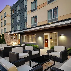 Hotel Fairfield & By Marriott Airport, Columbus