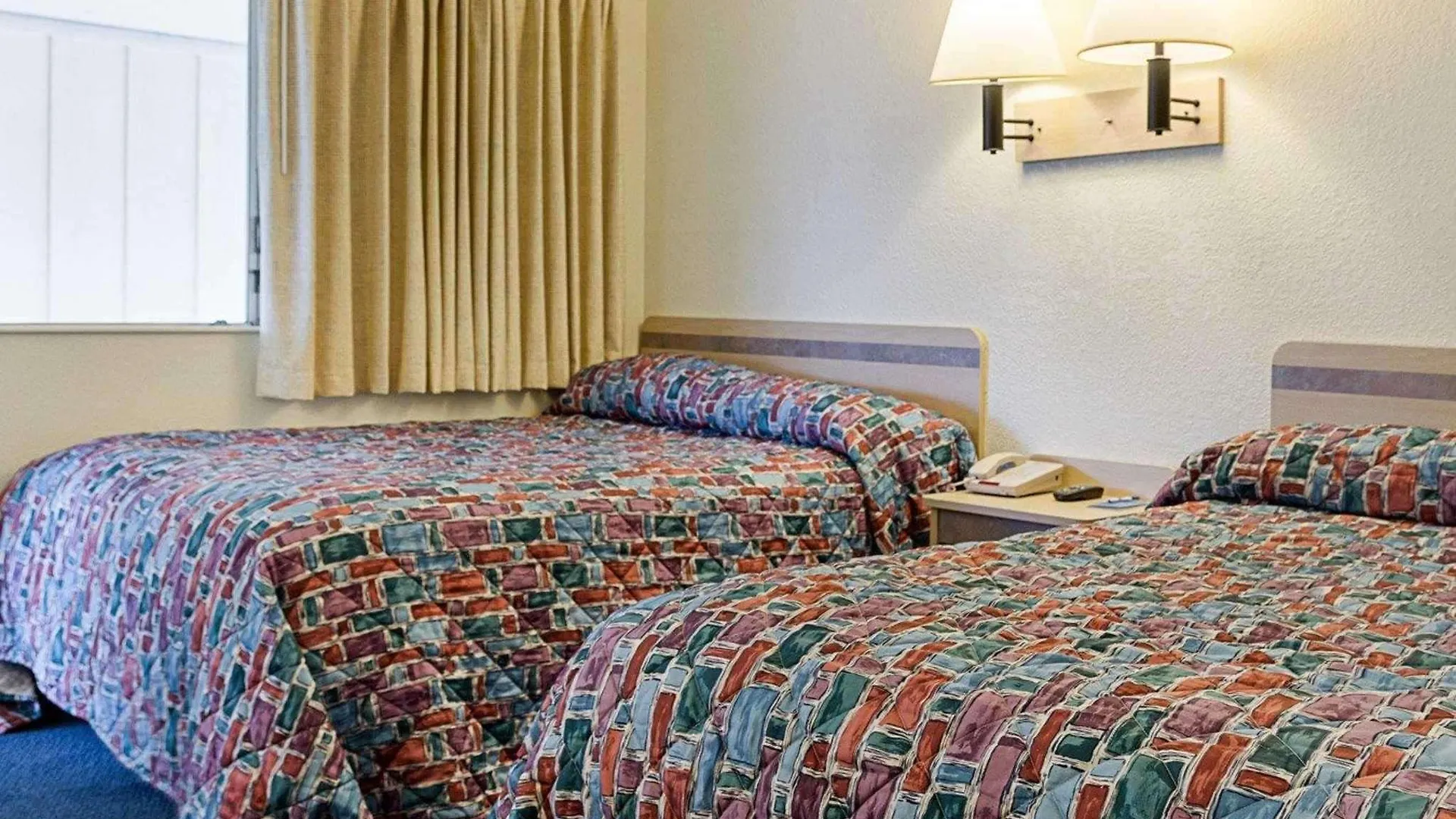 Rodeway Inn Columbus Motel
